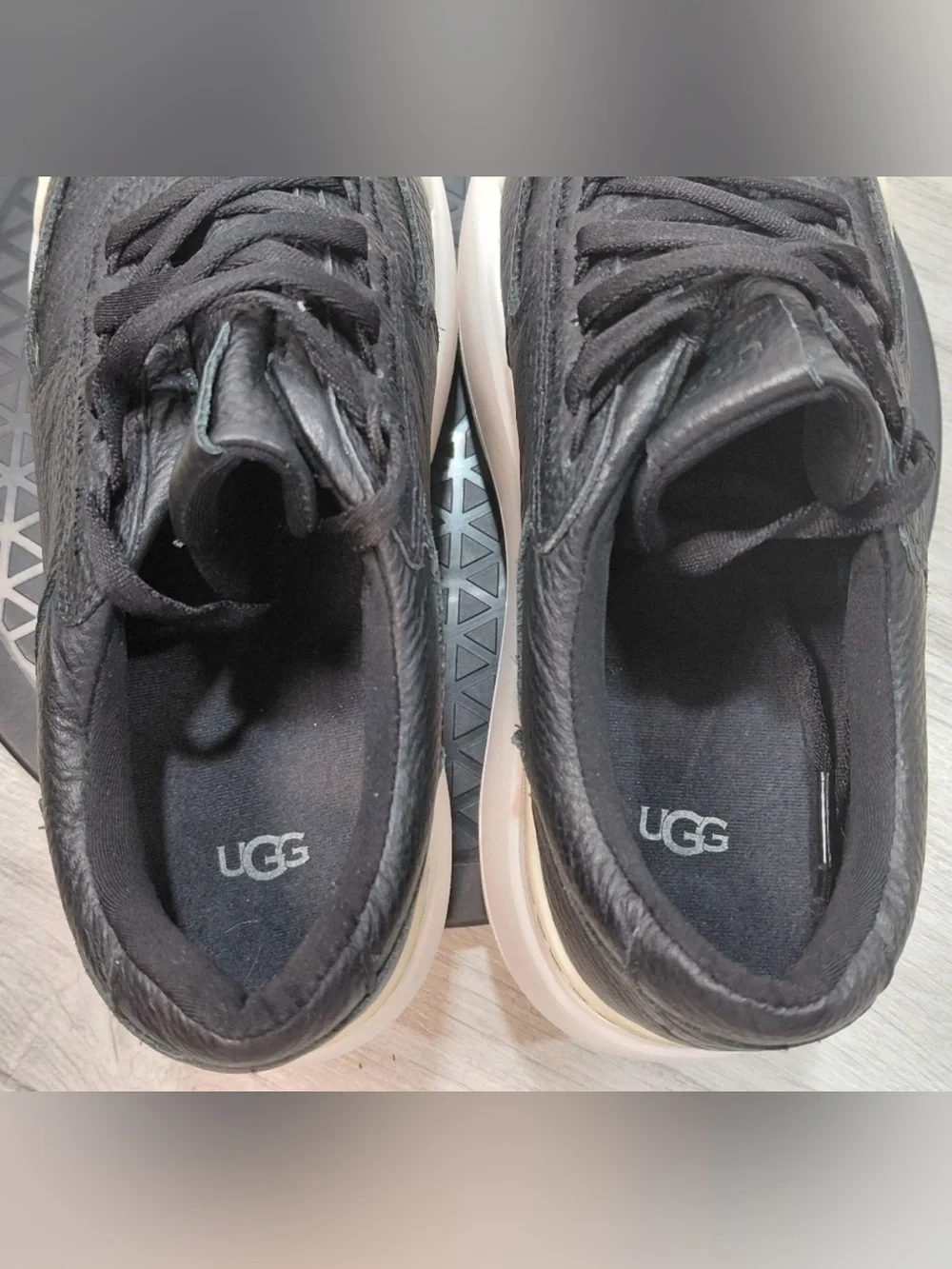 UGG Women Marin Mega Lace Black Leather Platform Sneaker Bright White Sole W7.5